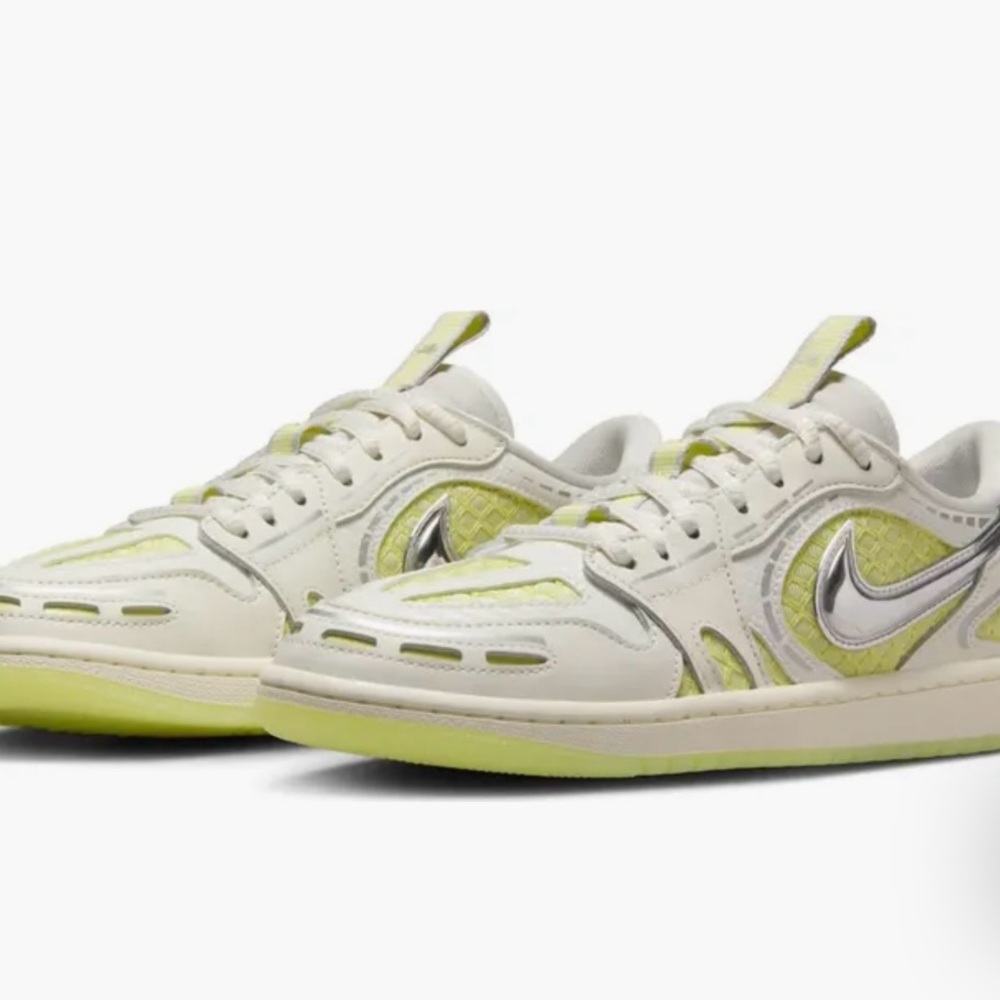 Jordan 1 Low Method of Make V3 Sail Luminous Green (Women’s)